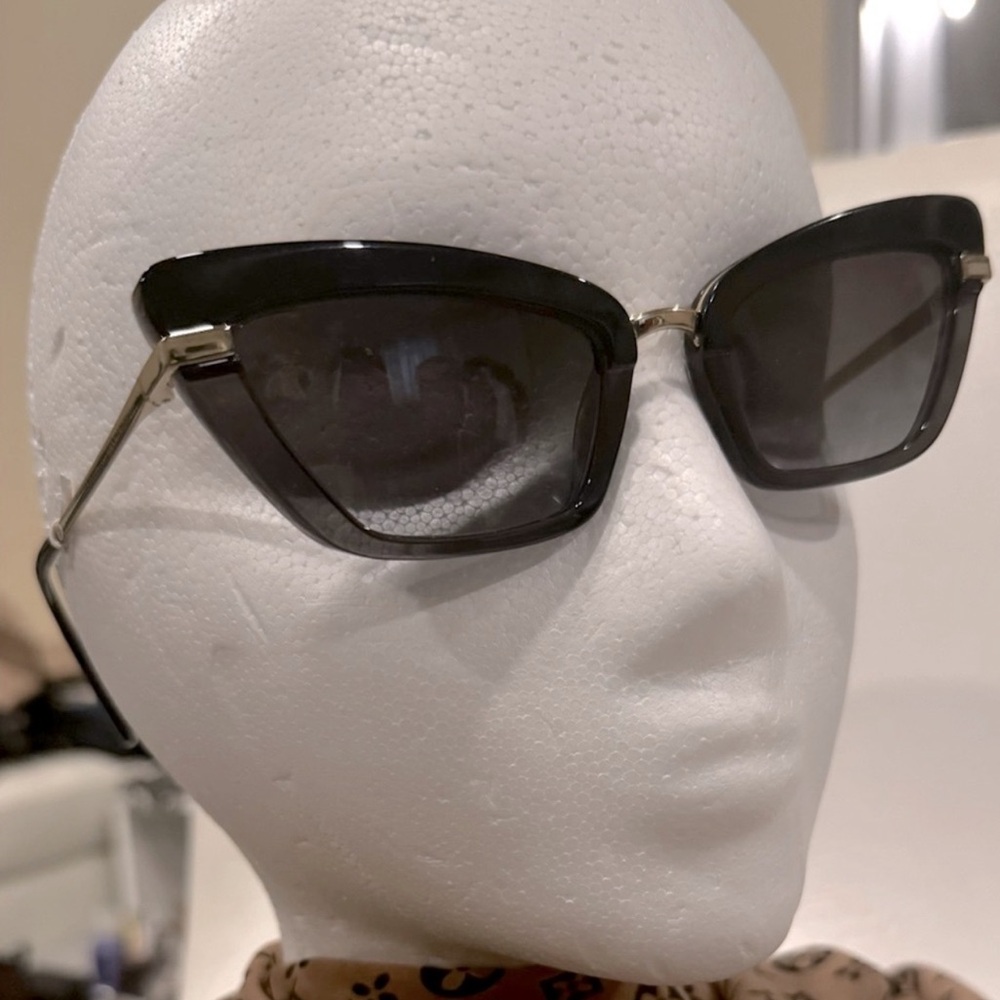 NEW ☀️ Dolce & Gabbana ☀️ DG Cat-Eye Sunglasses NEW
